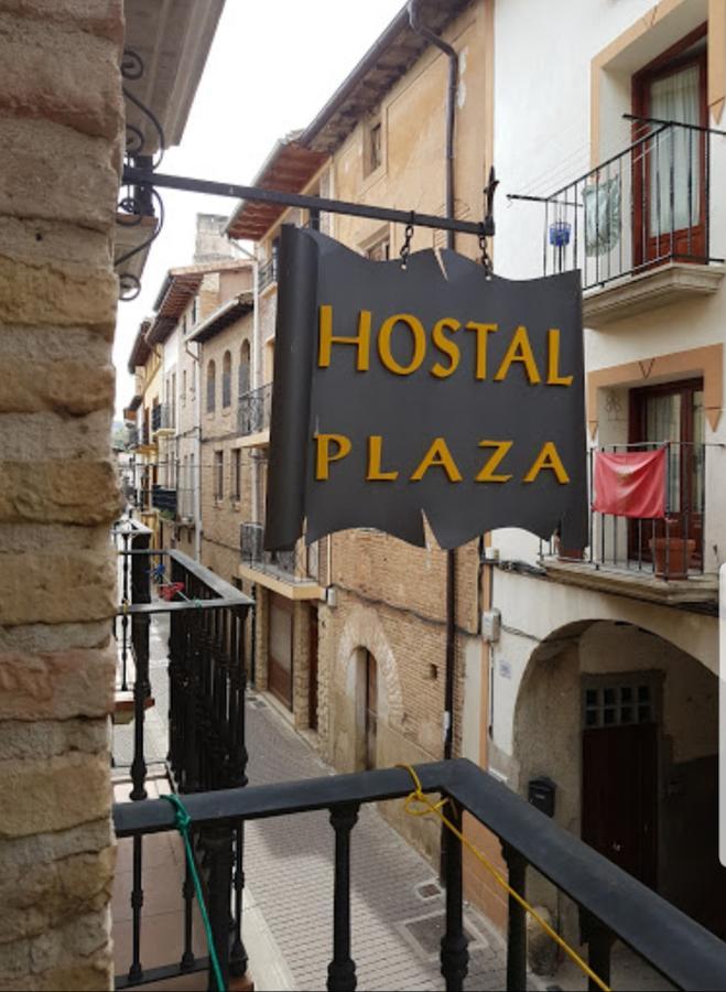 Hostal La Plaza Puente la Reina Eksteriør bilde