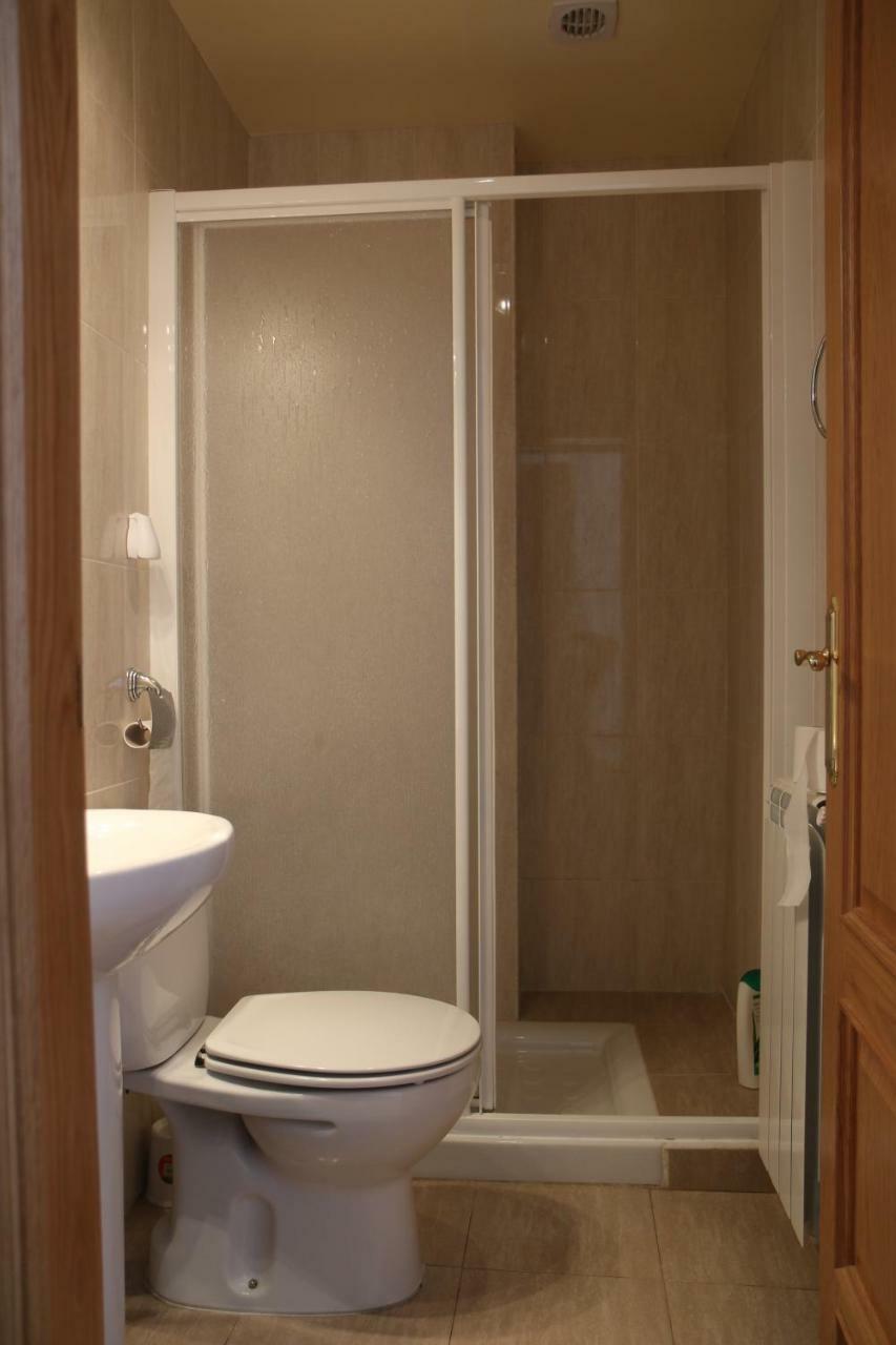 Hostal La Plaza Puente la Reina Eksteriør bilde